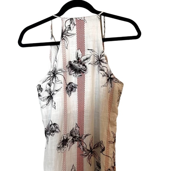 Linen Lux Women's Floral Linen Dress with Side Slits - Picture 6 of 9